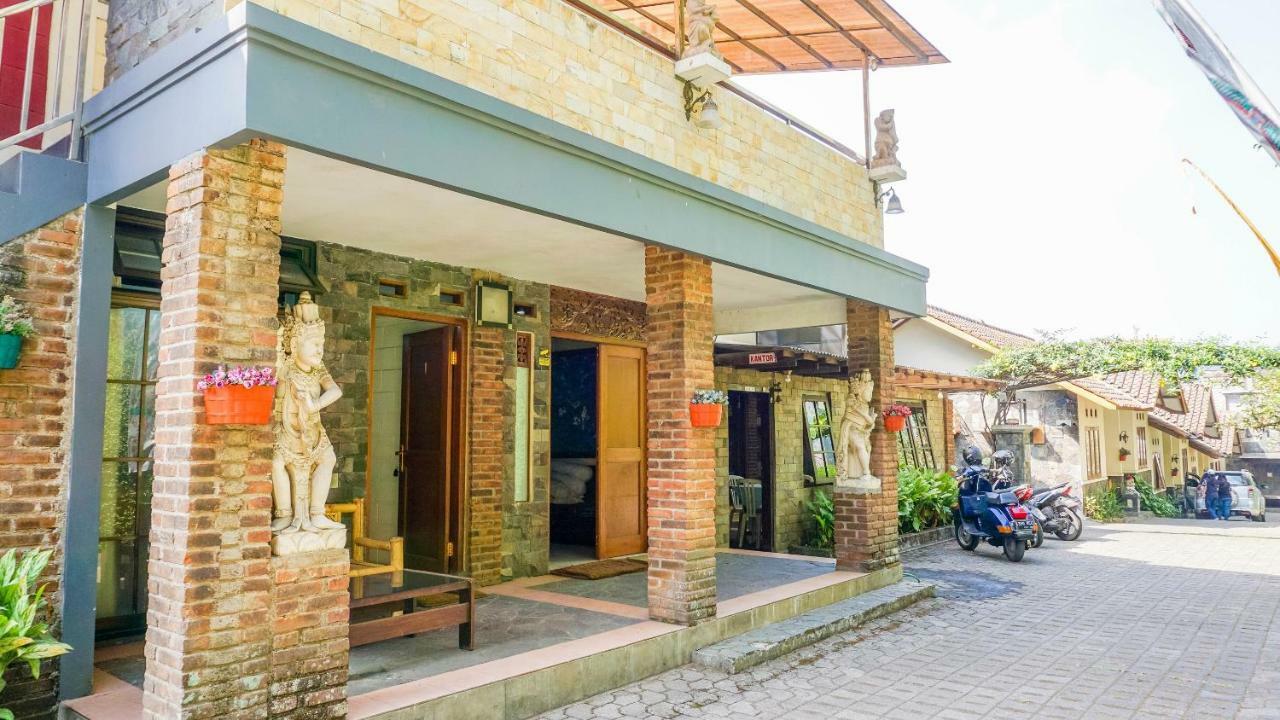Oyo 1488 Hotel Cemara Asri Lembang Buitenkant foto